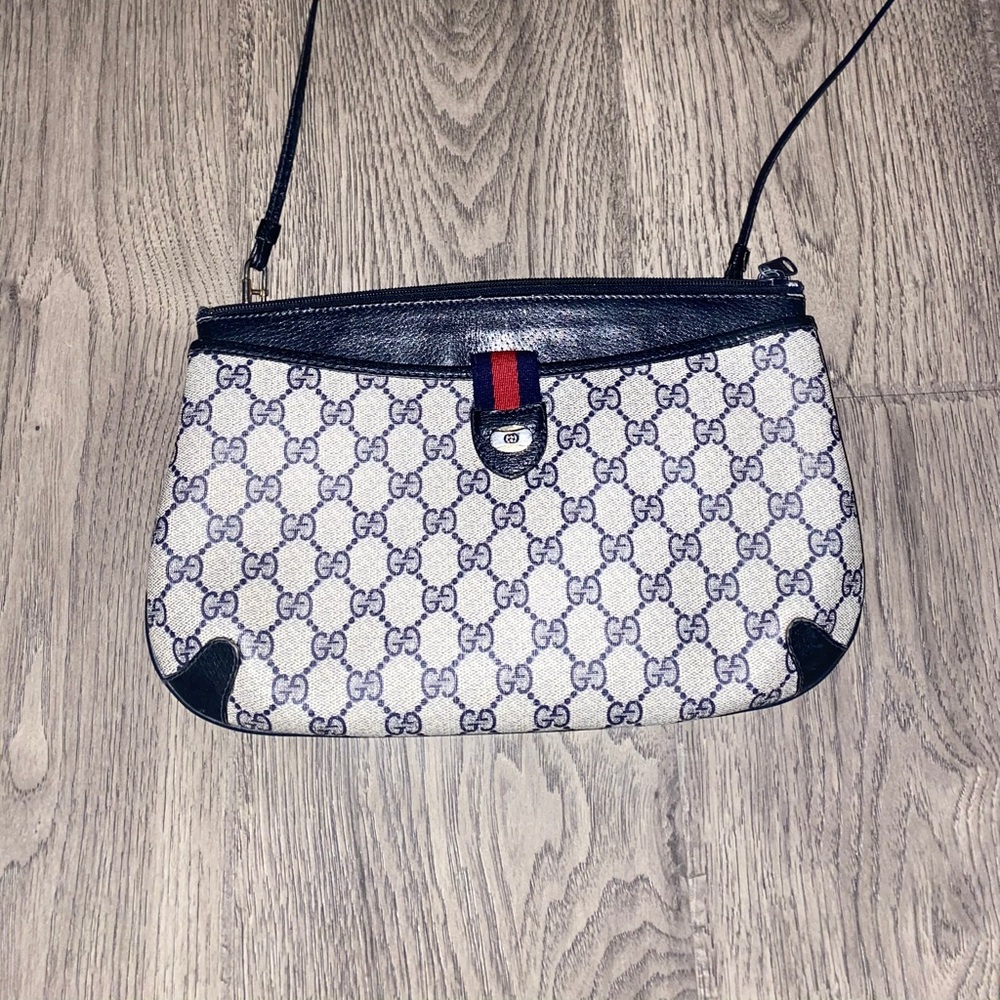 🚫SOLD!! VINTAGE GUCCI GG Web supreme